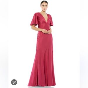 NWT Ieena for Mac Duggal Flounce Sleeve V-Neck Trumpet Gown in Raspberry Size 2